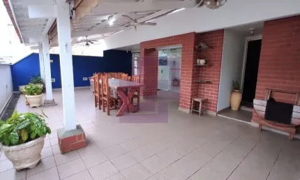 Apartamento à venda no bairro Loteamento João Batista Julião em Guarujá/SP
