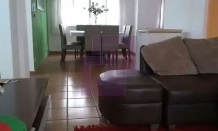 Apartamento à venda no bairro Vila Alzira em Guarujá/SP