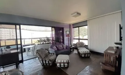 Apartamento à venda no bairro Pitangueiras em Guarujá/SP