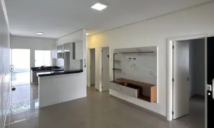 Linda casa à venda no jardim das oliveiras, pronta pra ser seu novo lar!