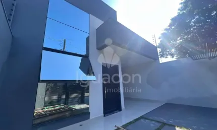 Casa Ampla com 03 Dormitórios sendo 01 Suíte no Jardim Paraná próximo a Avenida Tancredo Neves