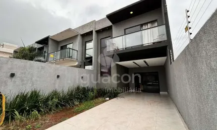 Sobrado com 03 dormitórios sendo 01 suite com closet e móveis planejados no jardim ipê