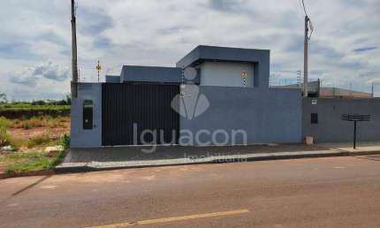 Casa com 03 Dormitórios sendo 01 Suíte no Vila Maria próximo Avenida General Meira