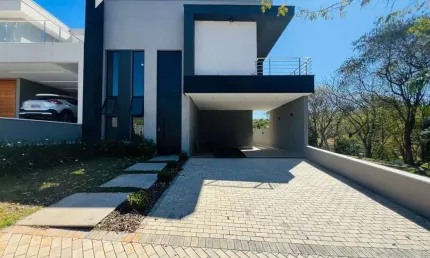 Casa em condomínio de luxo em bragança paulista-sp: 4 suítes, 2 salas, 5 banheiros, 4 vagas, 305 m² de puro conforto!
