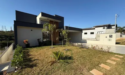 Casa à venda no Condomínio Vila Real em Bragança Paulista-SP