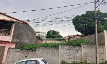 Terreno à venda no Jardim das Alterosas 1ª Seção, Betim 