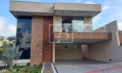 Casa à venda 3 quartos com 1 suíte no Condomínio Ouro Verde em BETIM - MG