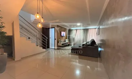 CASA À VENDA NO BAIRRO RENASCER, AMPLA COM ESPAÇO GOURMET