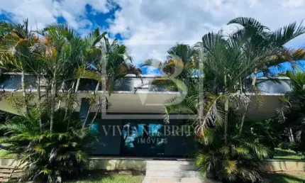 Sítio à venda com 6 quartos e lazer completo em condomínio fechado