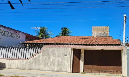 Casa com 4 quartos à venda na Avenida dos Xavantes, 2142, Pitimbu, Natal