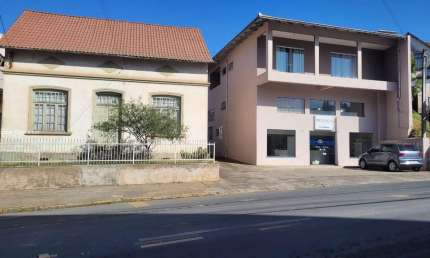 Casa para Venda em São Bento do Sul, Oxford, 5 dormitórios, 1 suíte, 3 banheiros, 2 vagas