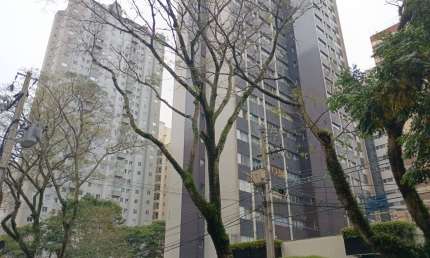   EXCELENTE APARTAMENTO BIGORRILHO. COM ÁREA TOTAL DE 198,52M².