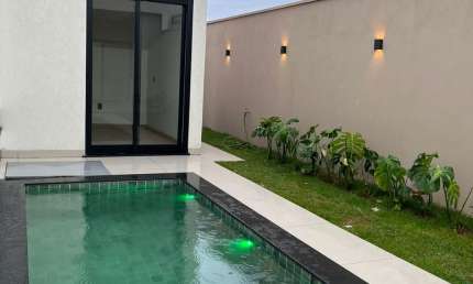 Casa em condomínio fechado com 3 quartos à venda no Grand Ville, Uberlândia 
