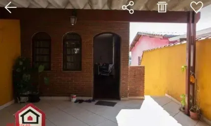 Casa com 3 quartos à venda no Parque Cruzeiro do Sul, São Paulo , 131 m2 por R$ 450.000