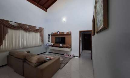 Casa com 3 quartos à venda na Avenida Vinte e Dois de Outubro, 1000, Jardim Murayama, Mogi Mirim