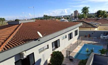 Casa para Venda em Mogi Guaçu, Chácara do Ouro, 5 dormitórios, 2 suítes, 5 banheiros, 4 vagas