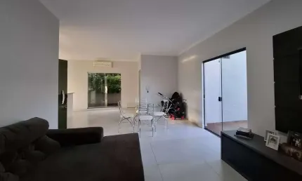 Casa à venda no Residencial do Bosque em Mogi Mirim.