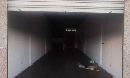 Ponto comercial com 1 sala para alugar no Centro, Sarzedo 