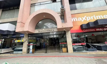 Sala Comercial para alugar por R$ 1200.00, 56.69 m2 - ZONA 01 - MARINGA/PR