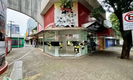 Sala Comercial para alugar por R$ 2200.00, 32.83 m2 - ZONA 01 - MARINGA/PR