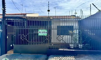Casa com 3 quartos para alugar por R$ 2200.00, 110.97 m2 - JARDIM LIBERDADE - MARINGA/PR