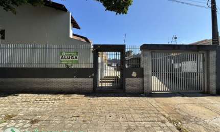 Sobrado com 3 quartos para alugar por R$ 1600.00, 104.71 m2 - VILA MARUMBY - MARINGA/PR