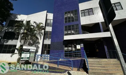 Sala Comercial para alugar por R$ 1300.00, 38.70 m2 - ZONA 04 - MARINGA/PR