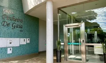 Apartamento com 3 quartos para alugar por R$ 3800.00, 93.99 m2 - ZONA 07 - MARINGA/PR