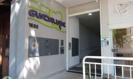 Sala comercial para alugar por r$ 1900.00, 42.00 m2 - zona 05 - maringa/pr