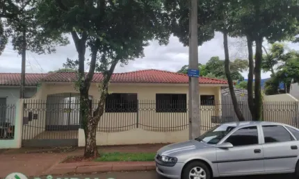 Casa com 3 quartos à venda por R$ 650000.00, 210.27 m2 - JARDIM ALVORADA - MARINGA/PR