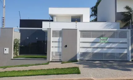 Casa com 3 quartos à venda na Rua Toronto, 474, Jardim Canadá, Maringá