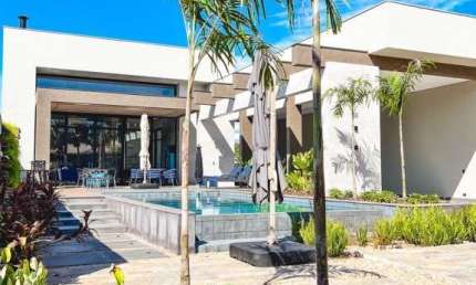 Casa em Condomínio com 4 quartos à venda por R$ 4900000.00, 456.47 m2 - ELDORADO DO RIO PARANA - PORTO RICO/PR