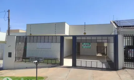 Casa com 3 quartos à venda por R$ 480000.00, 129.83 m2 - JARDIM ORIENTAL - MARINGA/PR
