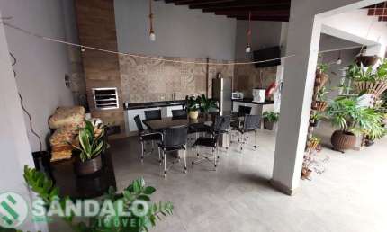 Casa com 4 quartos à venda na Rua Doutor Herbert Mayer, 507, Conjunto Habitacional Karina, Maringá