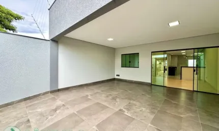 Casa com 3 quartos à venda por R$ 550000.00, 114.00 m2 - JARDIM TRES LAGOAS - MARINGA/PR