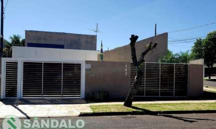 Casa com 3 quartos à venda por R$ 1250000.00, 217.44 m2 - JARDIM ITALIA - MARINGA/PR