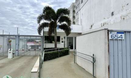 Apartamento com 2 quartos para alugar por R$ 1500.00, 0.00 m2 - VILA VARDELINA - MARINGA/PR