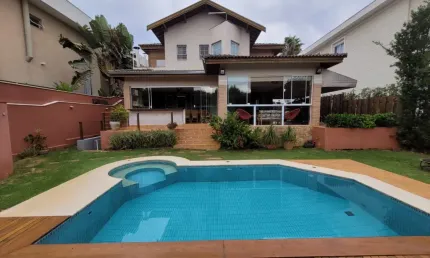 Casa à venda estilo inglês no condomínio alphaville dom pedro em campinas / sp