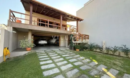 Casa mobiliada com 3 quartos, 280m², a 5 min do mar – Bairro Ferraz