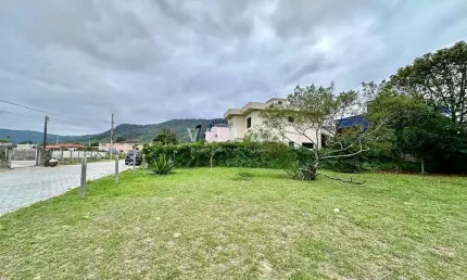 Terreno à venda em Garopaba – Bairro Areias da Palhocinha