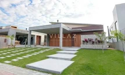 Casa térrea no Garopaba Internacional com 4 suítes e projeto sustentável