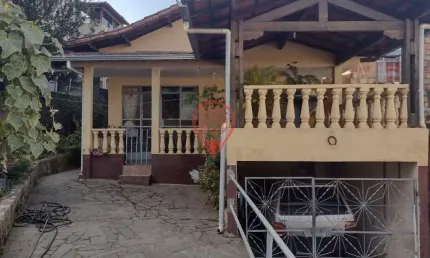 Casa no Bairro Brasil Industrial ( Cardoso) na região do Barreiro de Cima  lote plano com 352 m²