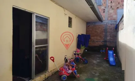 Casa no Barreirp bairro Diamante em Belo Horizonte próximo ao centro comercial
