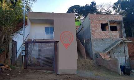 Casa no bairro Novo Horizonte em Ibirité pode ser financiada lote 200 m²