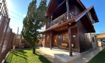 Casa com 4 quartos à venda no Centro, Gravataí 