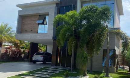 Vendo casa em Alphaville Eusébio (Porteira fechada)