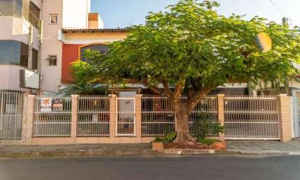 Casa / Sobrado para Venda em Cachoeirinha, Vila Imbui, 4 dormitórios, 1 suíte, 3 banheiros, 1 vaga