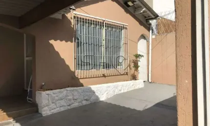 Casa com 2 quartos à venda na Rua Pio XI, 1113, Alto de Pinheiros, São Paulo por R$ 1.600.000