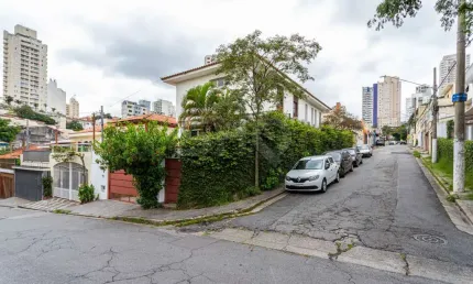 Casa com 3 quartos à venda na Rua Saramenha, 63, Perdizes, São Paulo por R$ 1.900.000