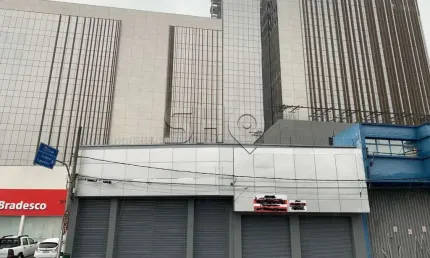 Barracão / Galpão / Depósito à venda na Avenida Doutor Abraão Ribeiro, 89, Bom Retiro, São Paulo por R$ 5.300.000